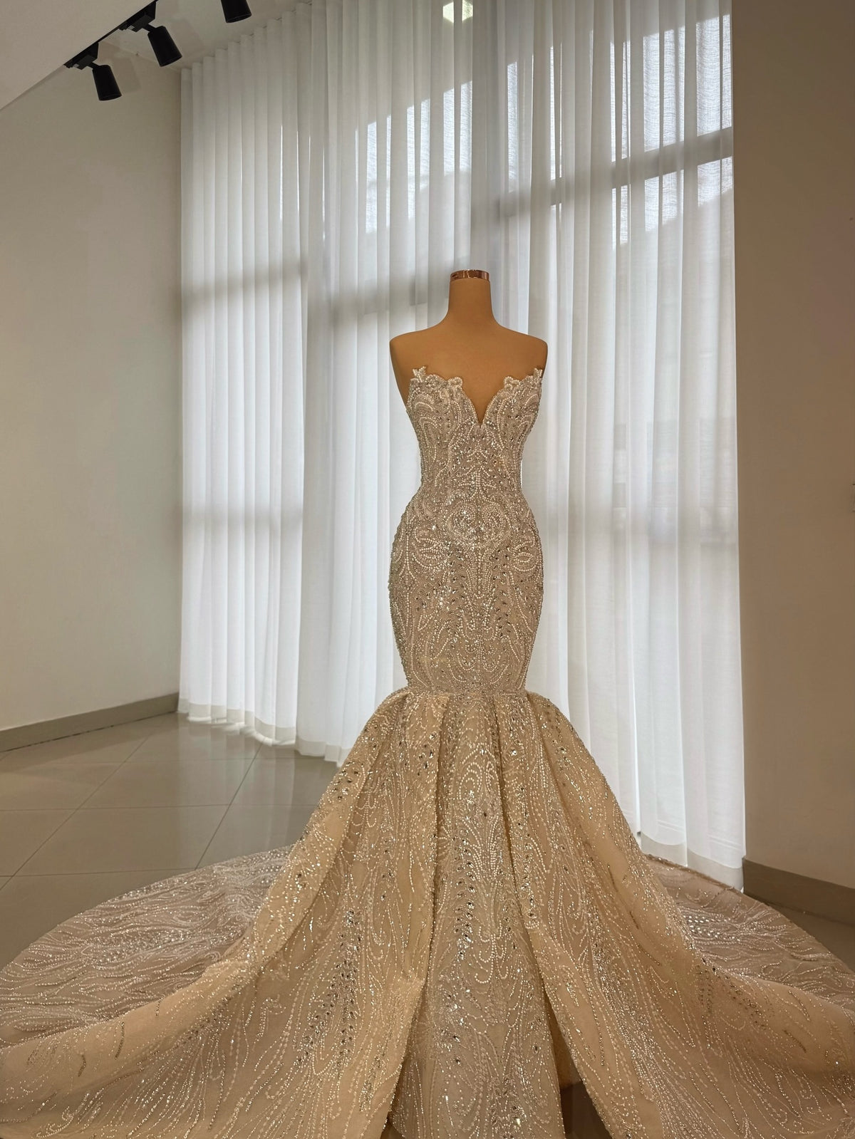 Mermaid Wedding Dress With Diamonds
